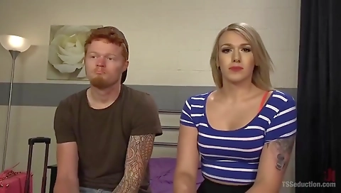 Hot blonde's tight ass gets banged from behind